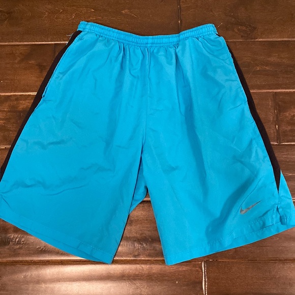Nike Dri-fit Shorts - Picture 1 of 3